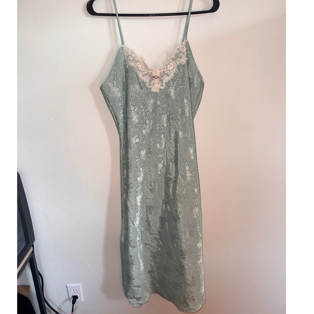 Vintage Soft Sensations Sage Green Floral Satin Lace Trim Nightgown Slip L 14-16